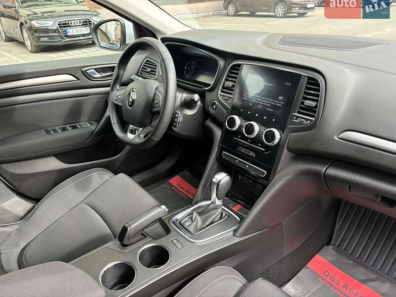 Универсал Renault Megane 2021 в Киеве фото 68 Универсал Renault Megane 2021 в Киеве