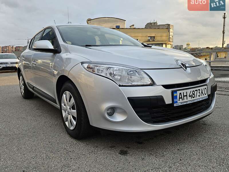 Хэтчбек Renault Megane 2010 в Днепре