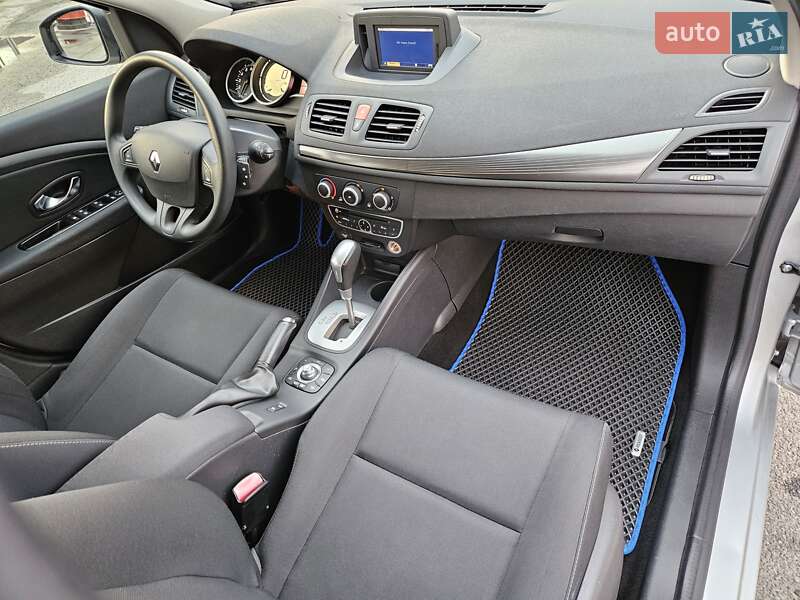 Хэтчбек Renault Megane 2010 в Днепре