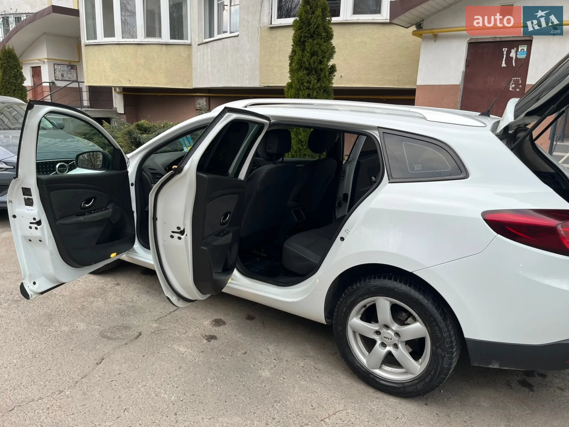 2010 Renault Megane - мініатюра 10
