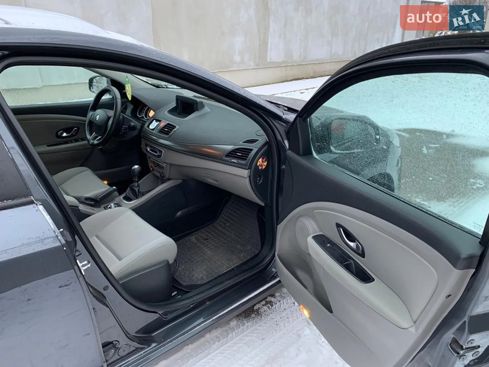 2010 Renault Megane - мініатюра 12