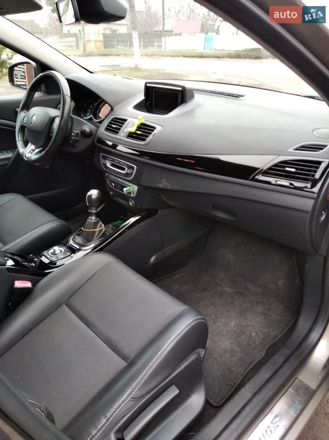2013 Renault Megane - мініатюра 22