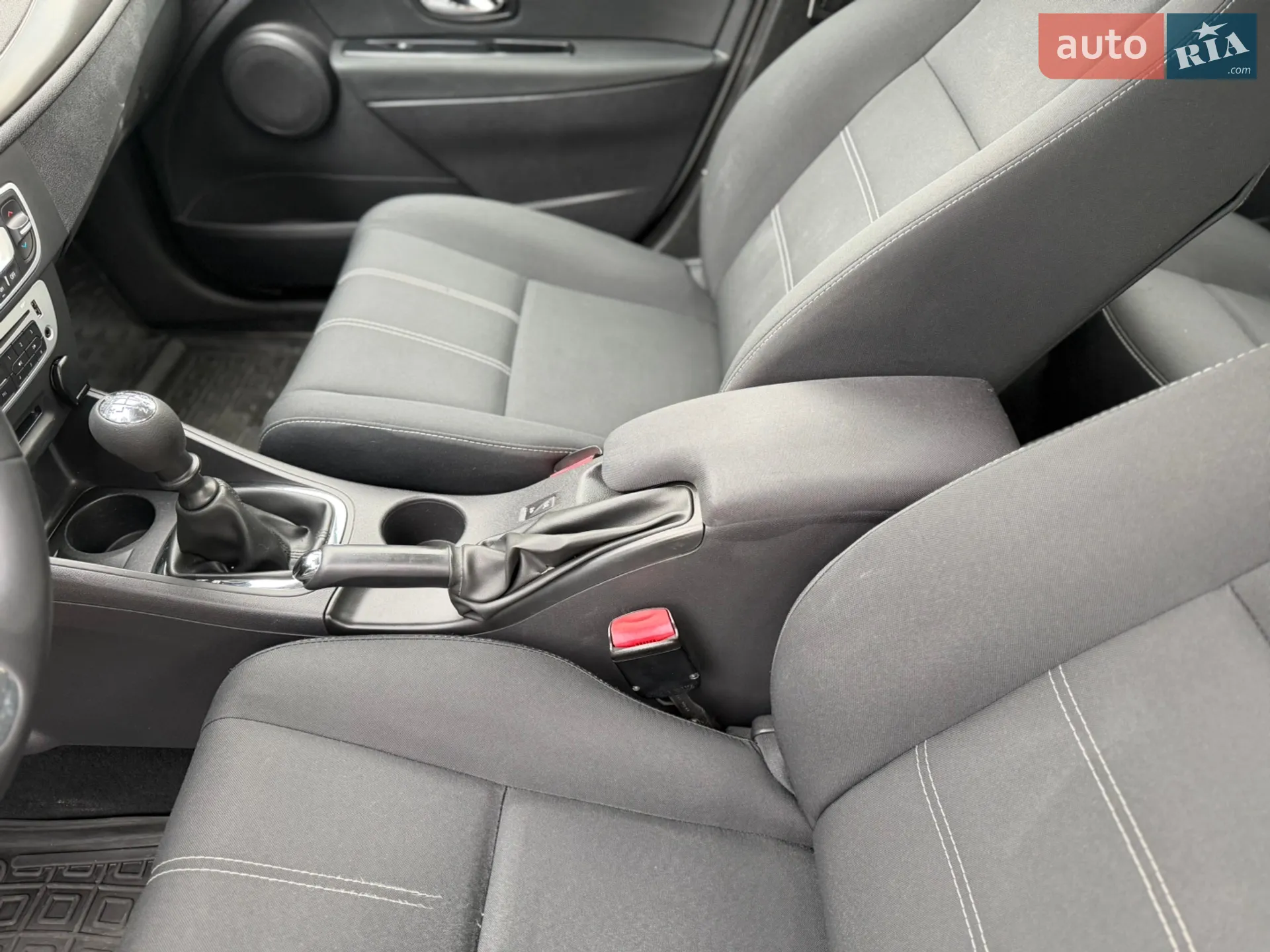 2014 Renault Megane - мініатюра 25
