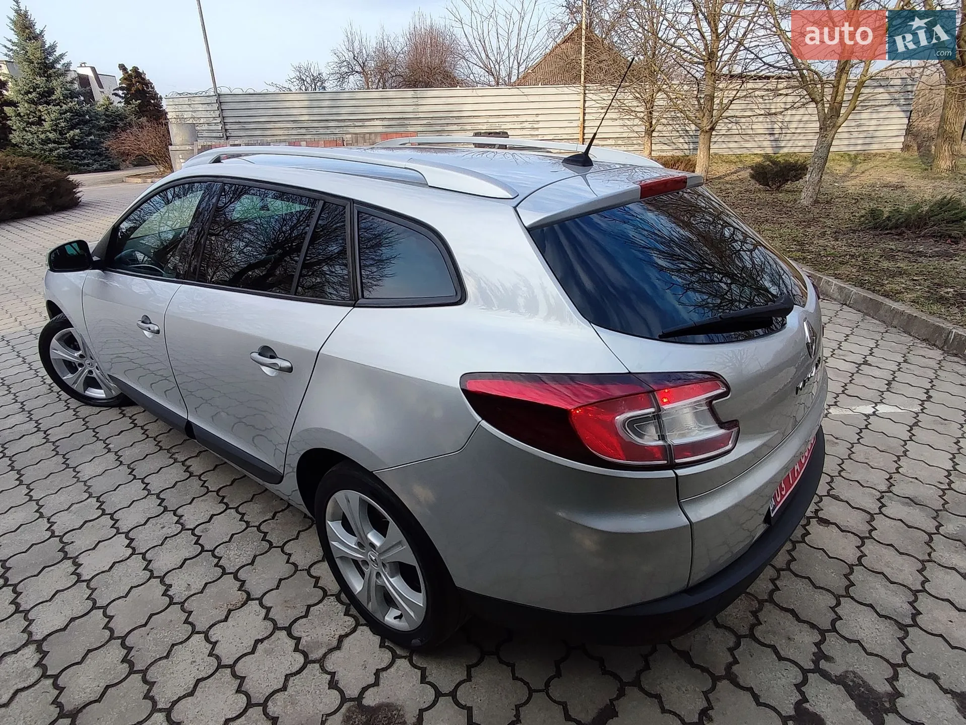 2010 Renault Megane - мініатюра 8