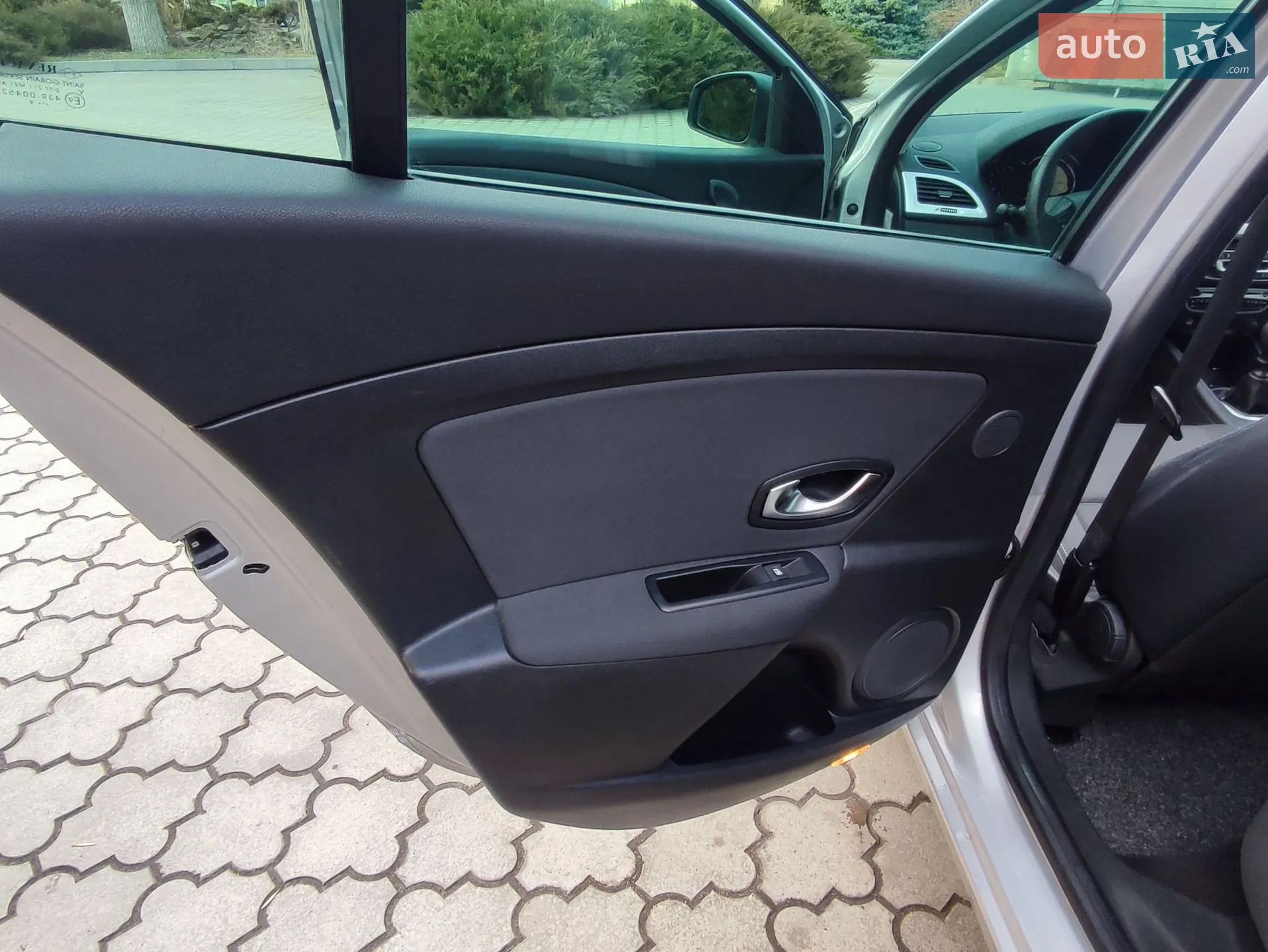 2010 Renault Megane - мініатюра 35
