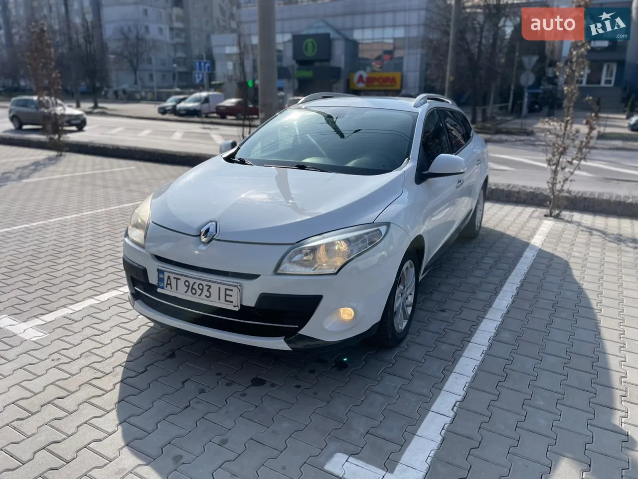 2010 Renault Megane - мініатюра 22