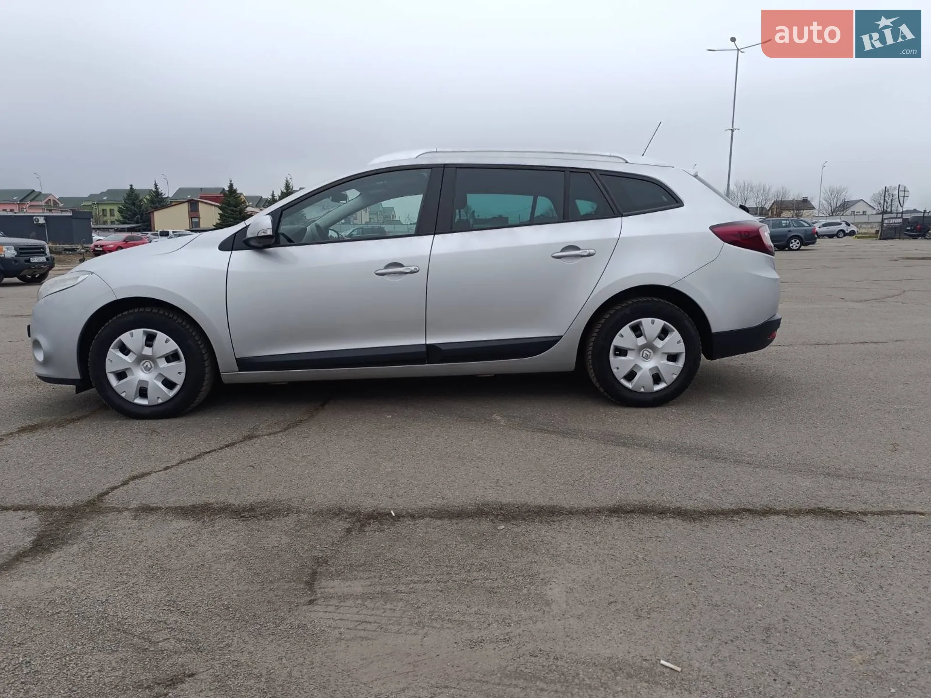2010 Renault Megane - мініатюра 10