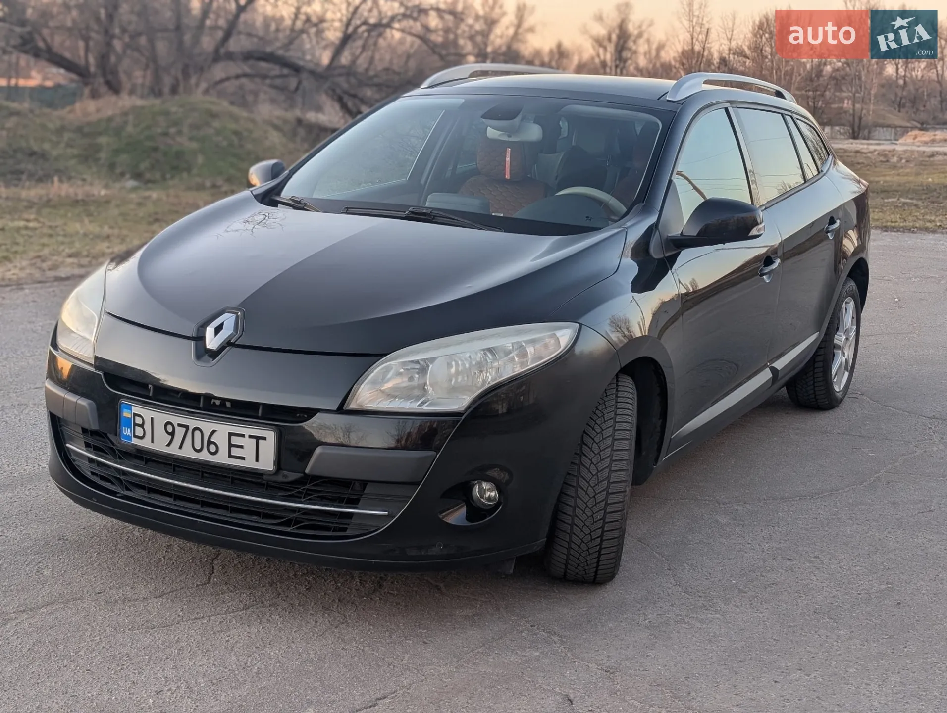 2010 Renault Megane - мініатюра 2
