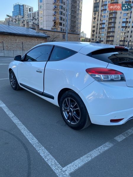 Купе Renault Megane 2011 в Киеве