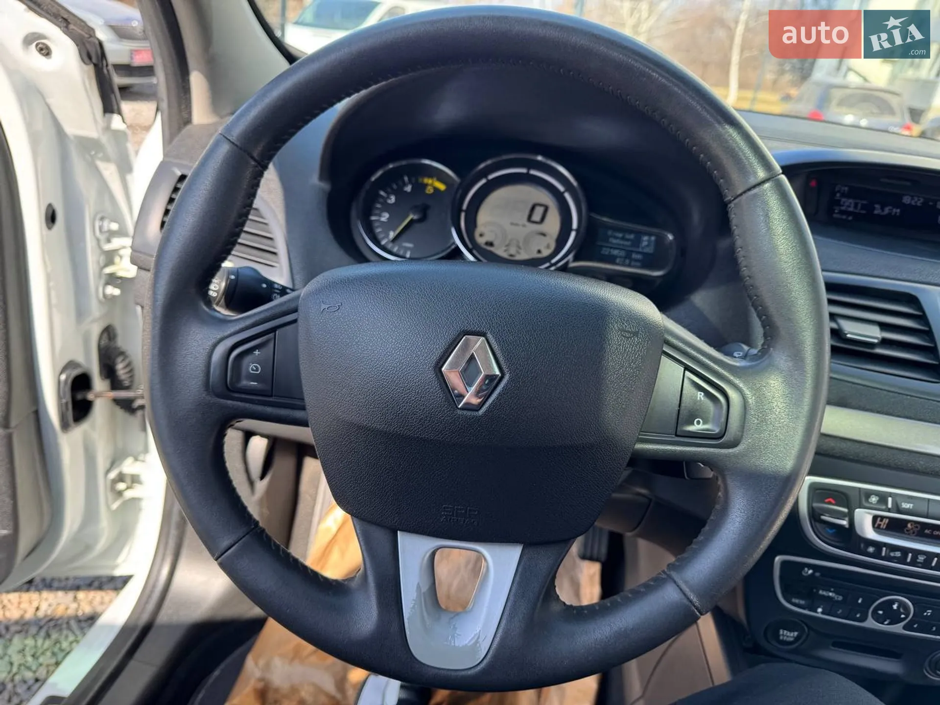 2011 Renault Megane - мініатюра 51