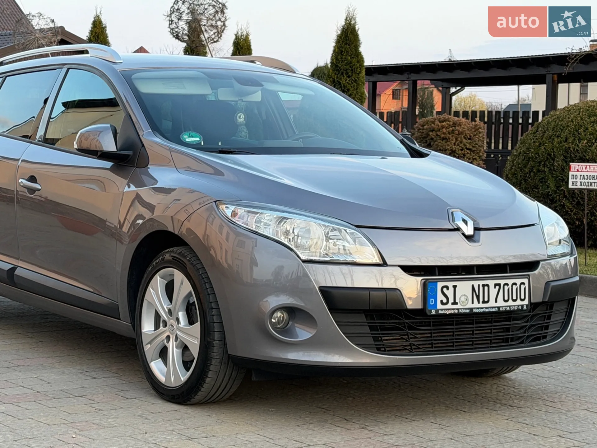 2010 Renault Megane - мініатюра 38