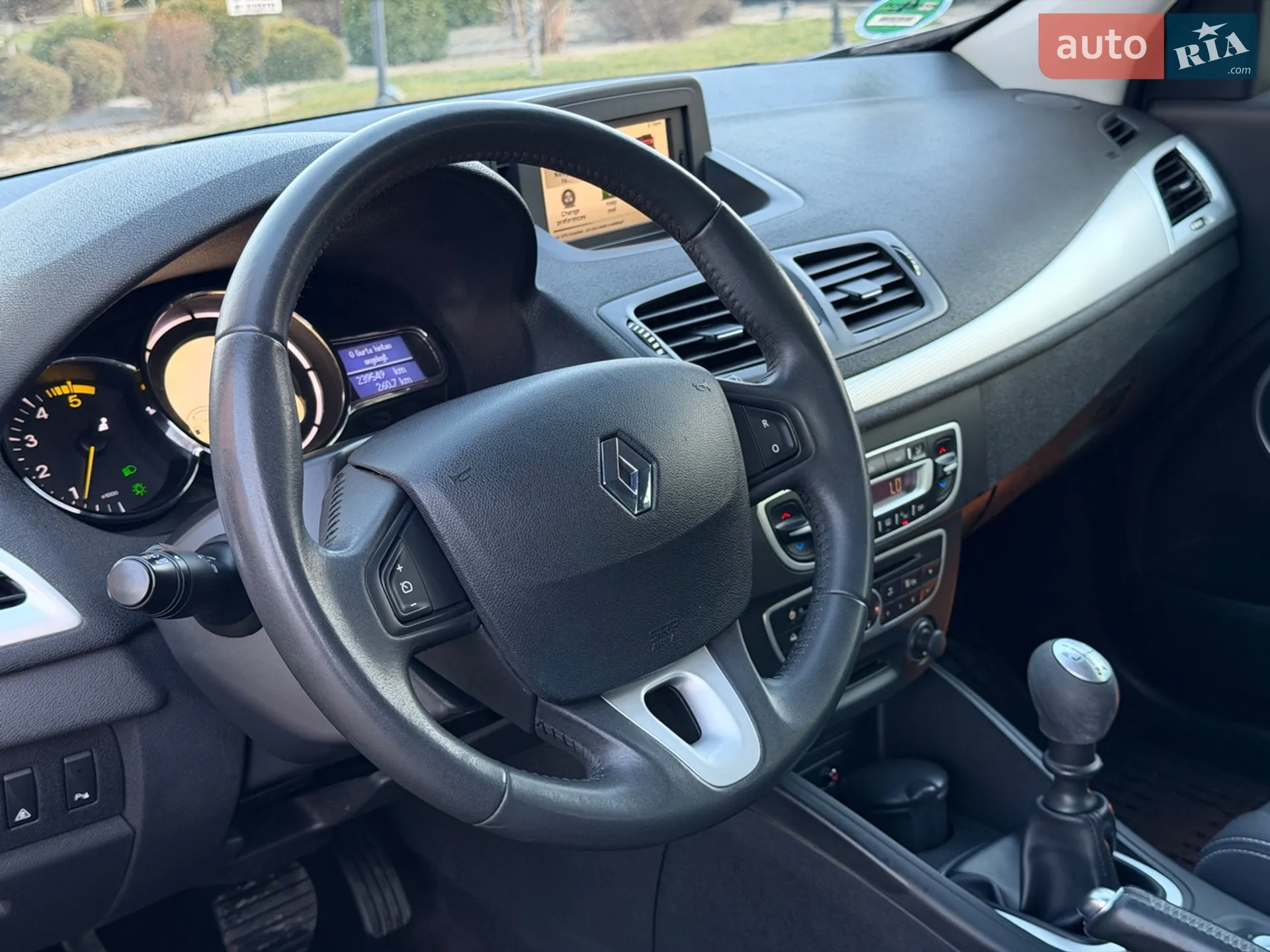 2010 Renault Megane - мініатюра 52
