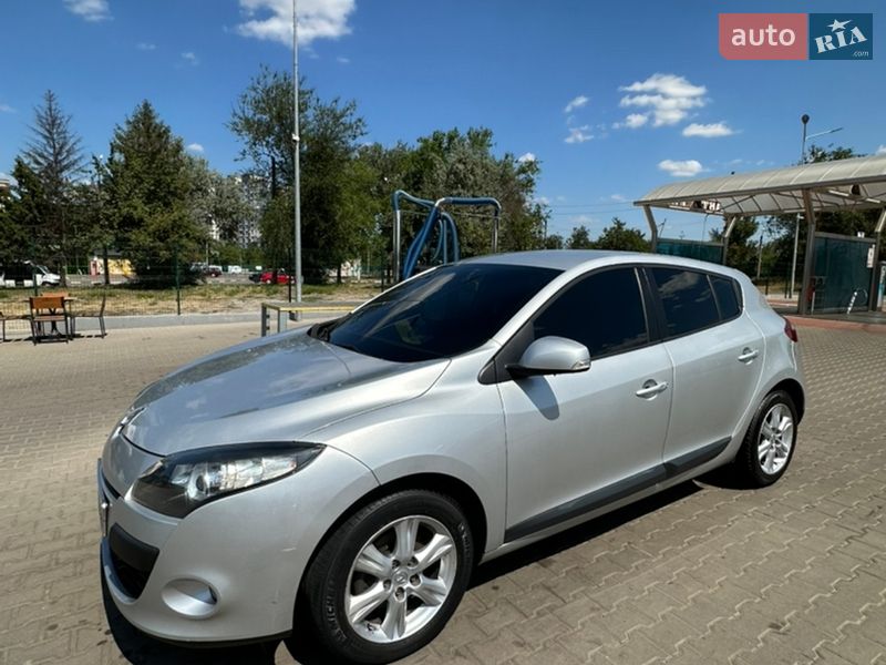 Хэтчбек Renault Megane 2008 в Кривом Роге