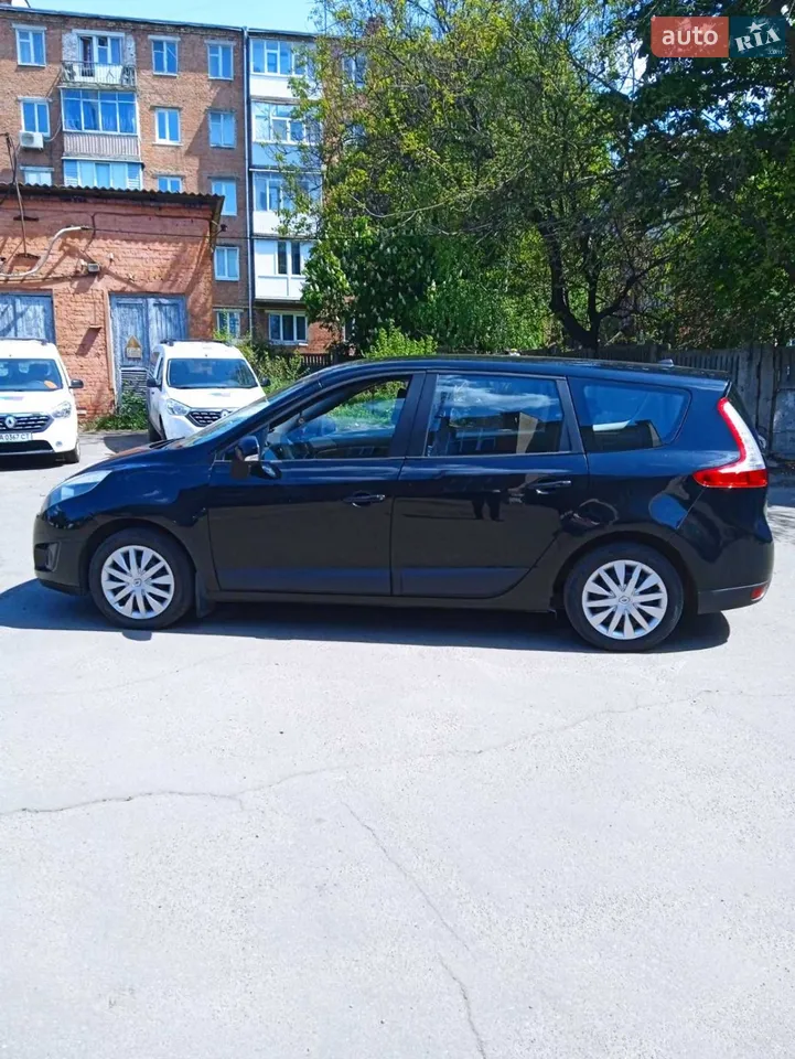 2012 Renault Megane - мініатюра 17