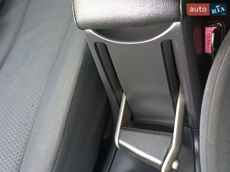 Хэтчбек Renault Megane 2004 в Киеве фото 43 Хэтчбек Renault Megane 2004 в Киеве