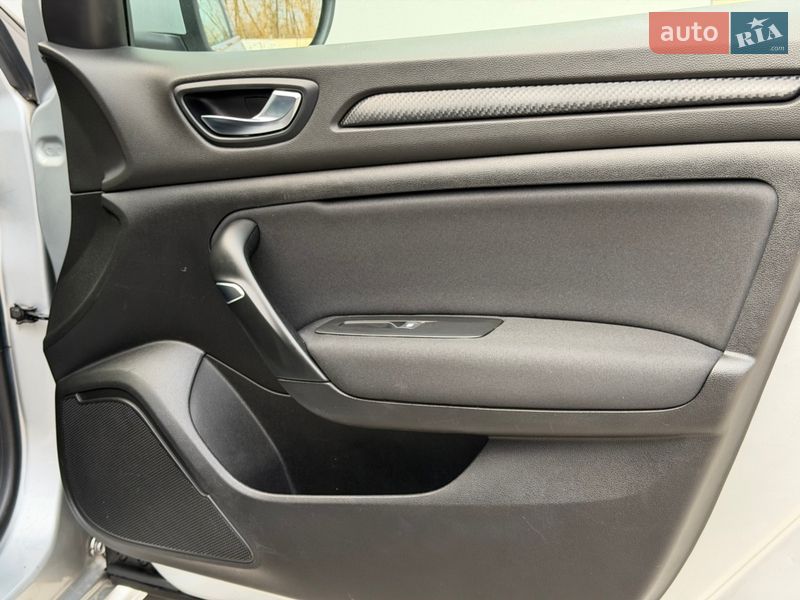 Универсал Renault Megane 2019 в Луцке фото 54 Универсал Renault Megane 2019 в Луцке