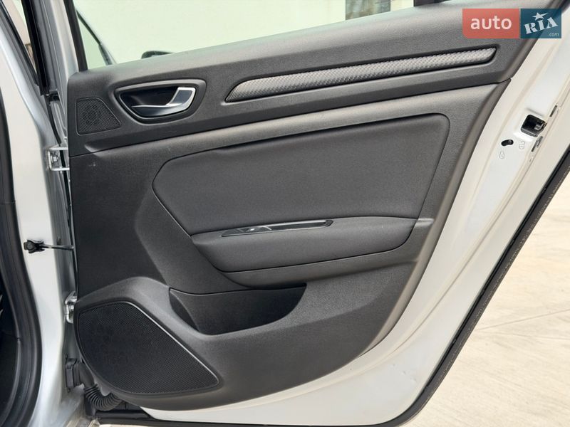 Универсал Renault Megane 2019 в Луцке фото 56 Универсал Renault Megane 2019 в Луцке
