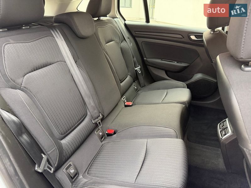 Универсал Renault Megane 2019 в Луцке фото 57 Универсал Renault Megane 2019 в Луцке