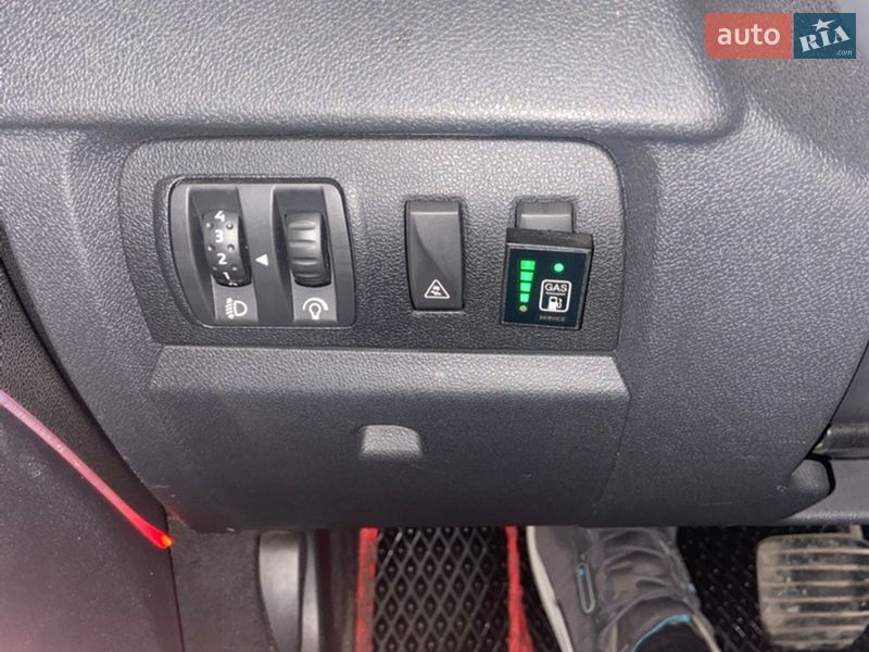 Хэтчбек Renault Megane 2009 в Запорожье фото 26 Хэтчбек Renault Megane 2009 в Запорожье