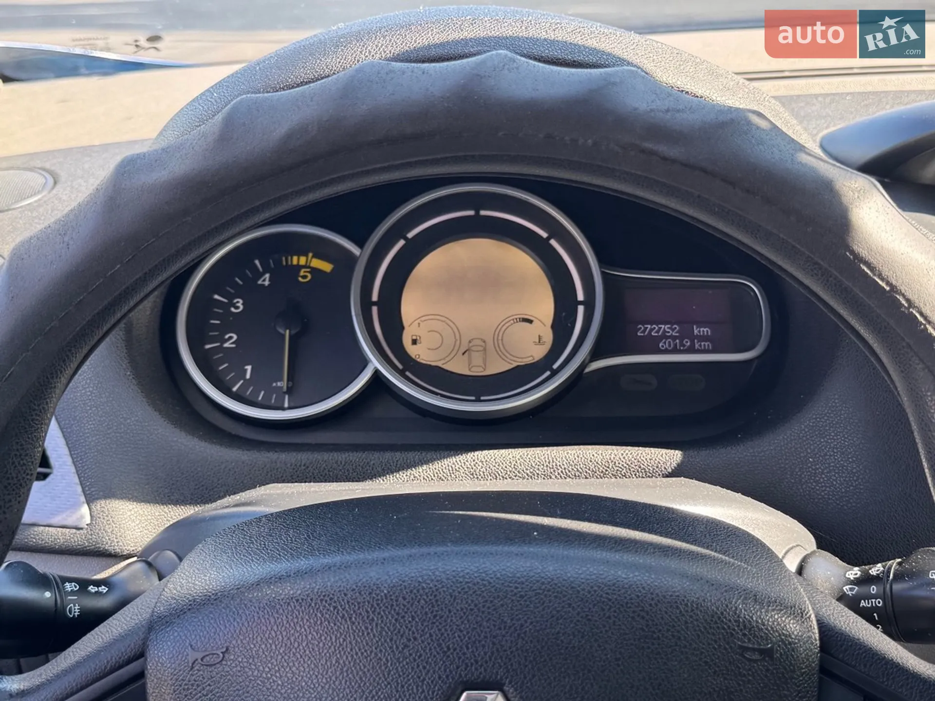 2010 Renault Megane - мініатюра 25