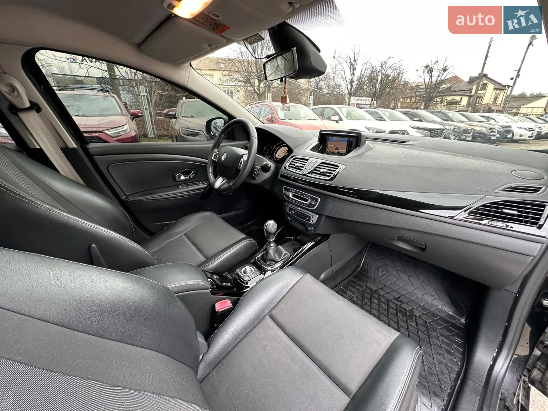2012 Renault Megane - мініатюра 12