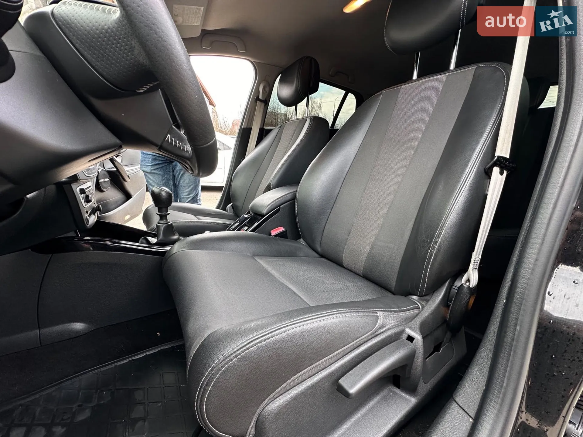 2012 Renault Megane - мініатюра 15