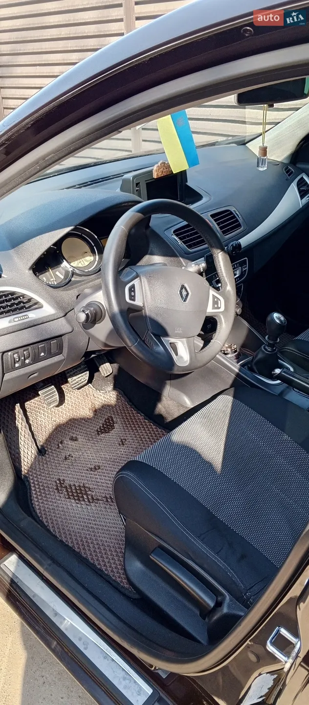 2011 Renault Megane - мініатюра 11