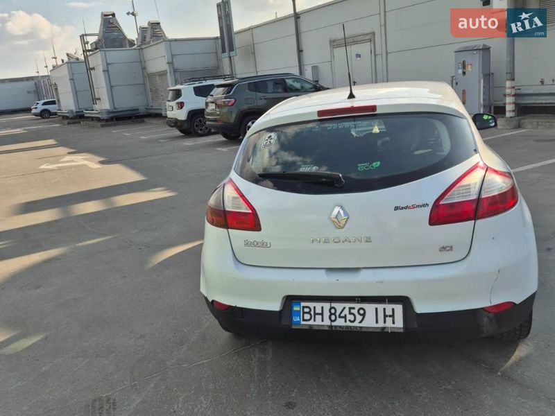 Хэтчбек Renault Megane 2011 в Киеве фото 32 Хэтчбек Renault Megane 2011 в Киеве
