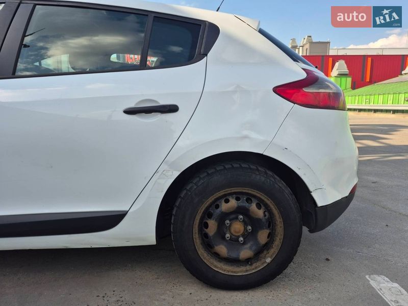 Хэтчбек Renault Megane 2011 в Киеве фото 34 Хэтчбек Renault Megane 2011 в Киеве