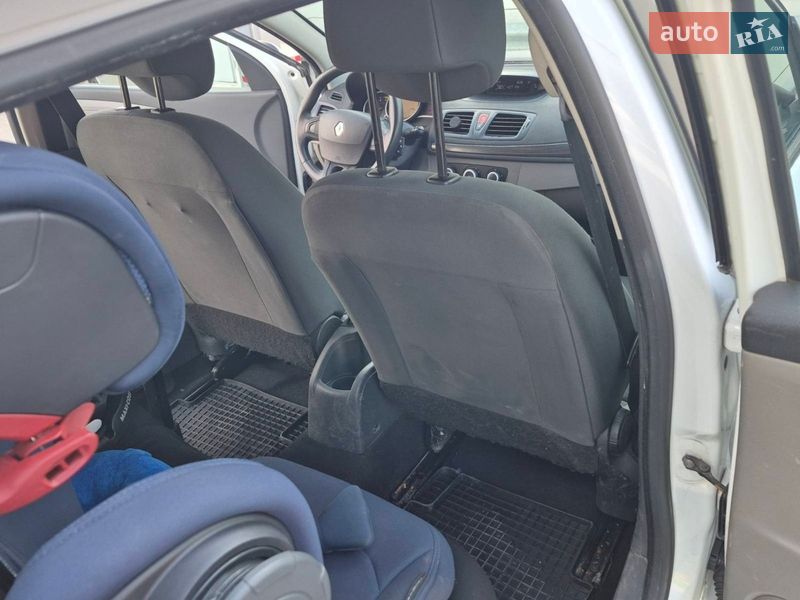 Хэтчбек Renault Megane 2011 в Киеве фото 53 Хэтчбек Renault Megane 2011 в Киеве