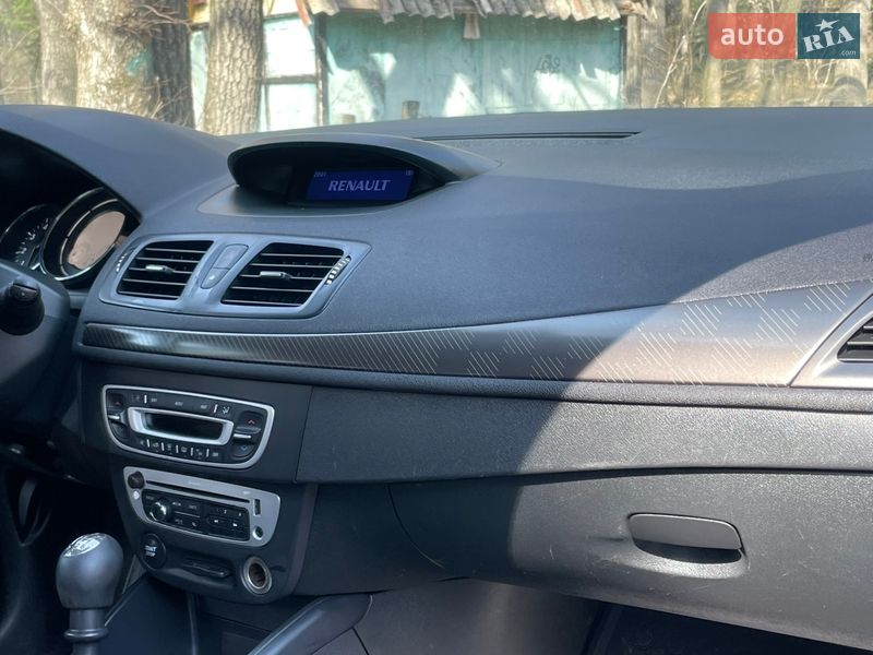 Универсал Renault Megane 2012 в Дрогобыче фото 56 Универсал Renault Megane 2012 в Дрогобыче