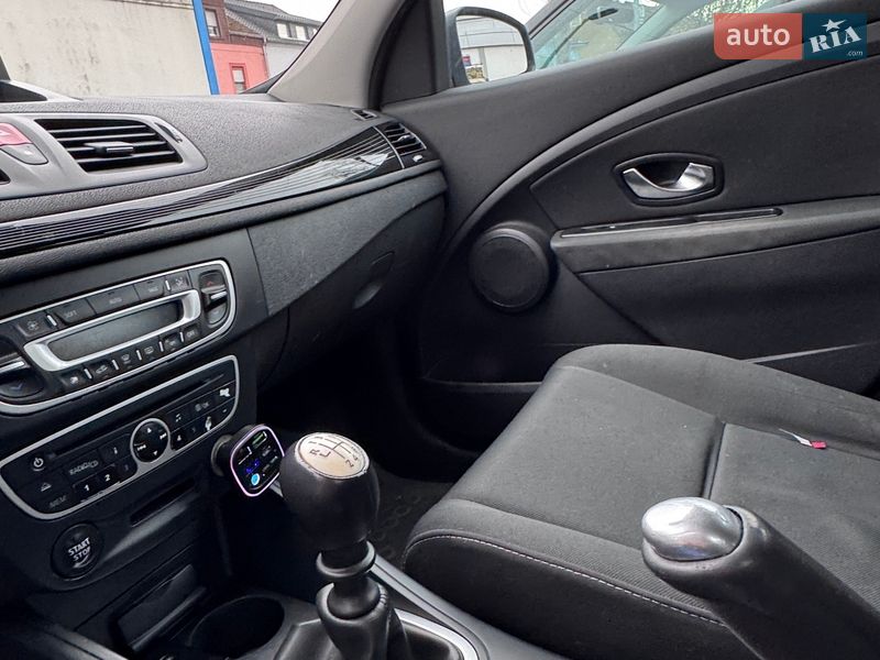 Универсал Renault Megane 2011 в Павлограде фото 9 Универсал Renault Megane 2011 в Павлограде
