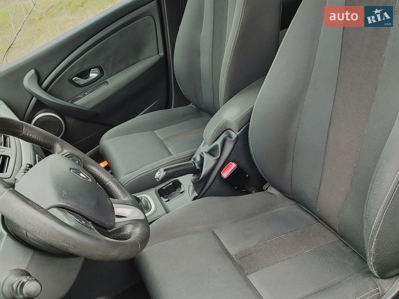 Хетчбек Renault Megane 2010 в Запоріжжі фото 20 Хетчбек Renault Megane 2010 в Запоріжжі