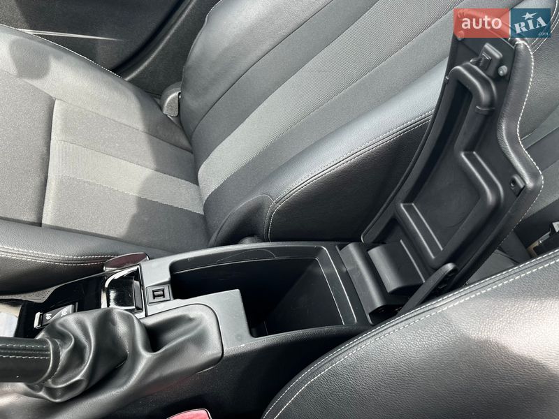 Универсал Renault Megane 2012 в Умани фото 53 Универсал Renault Megane 2012 в Умани