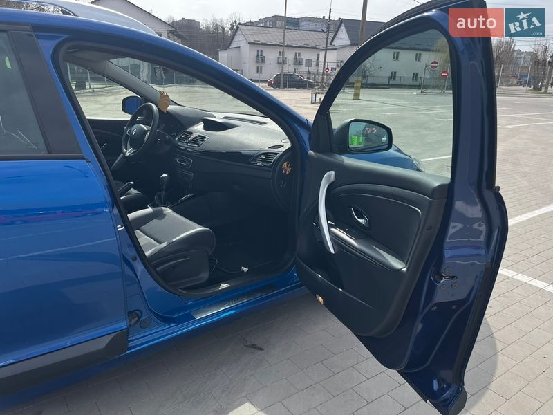 Универсал Renault Megane 2012 в Умани фото 68 Универсал Renault Megane 2012 в Умани