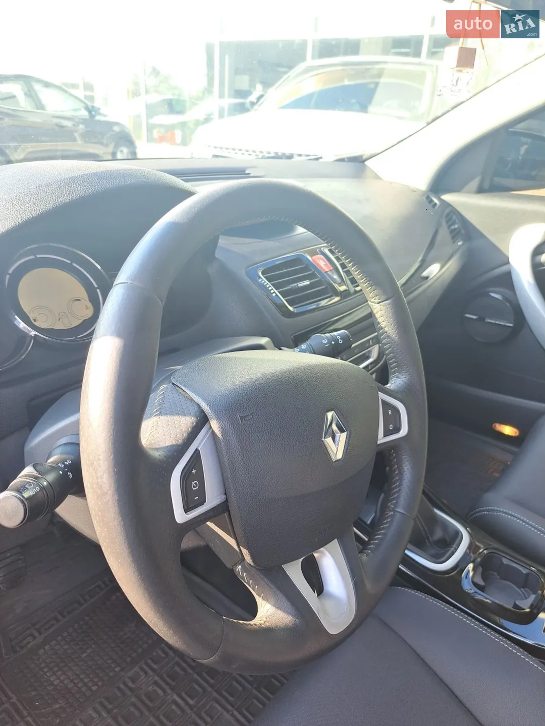 2011 Renault Megane - мініатюра 24