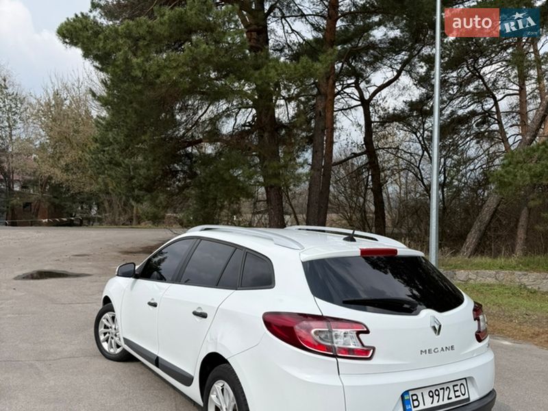 Универсал Renault Megane 2012 в Полтаве фото 4 Универсал Renault Megane 2012 в Полтаве