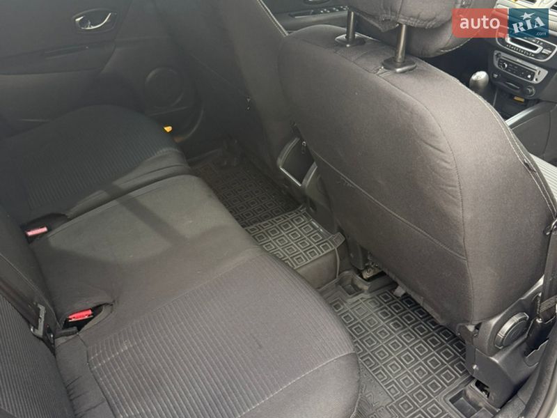 Универсал Renault Megane 2012 в Полтаве фото 12 Универсал Renault Megane 2012 в Полтаве