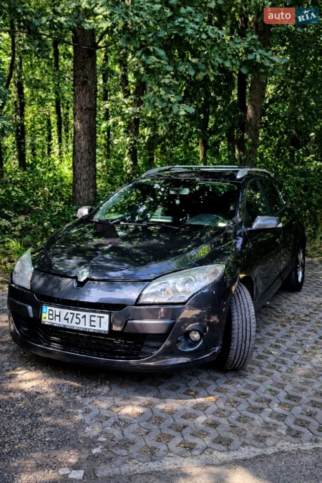 2012 Renault Megane - мініатюра 18