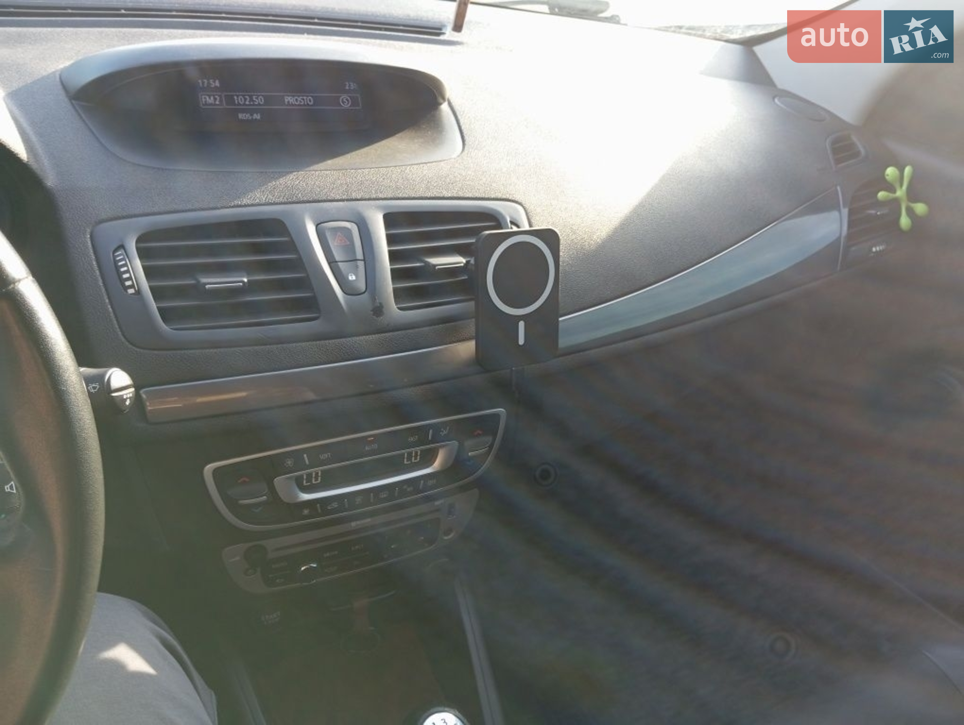 2015 Renault Megane - мініатюра 9
