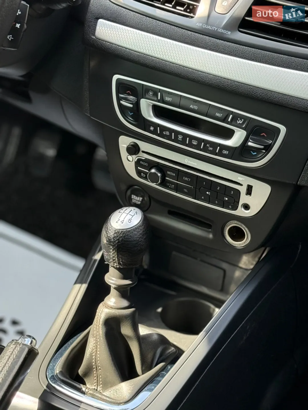 2012 Renault Megane - мініатюра 119