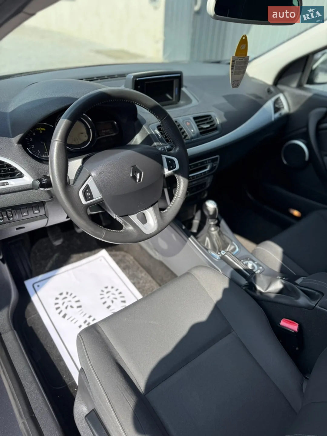 2012 Renault Megane - мініатюра 132