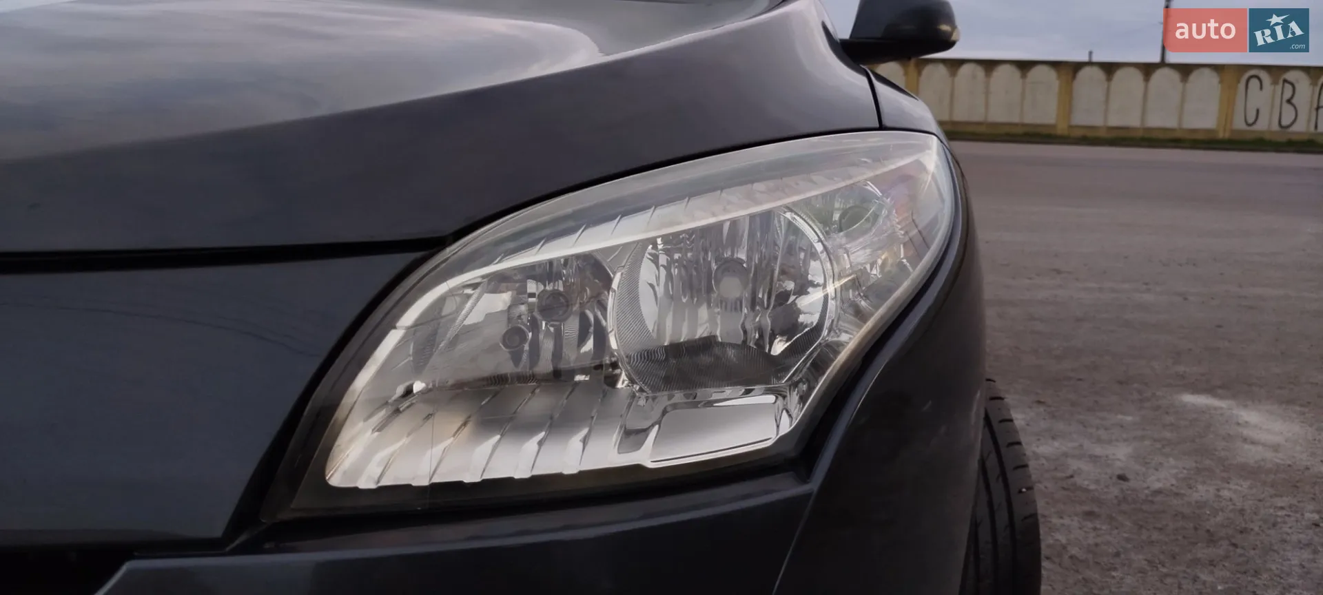 2011 Renault Megane - мініатюра 13