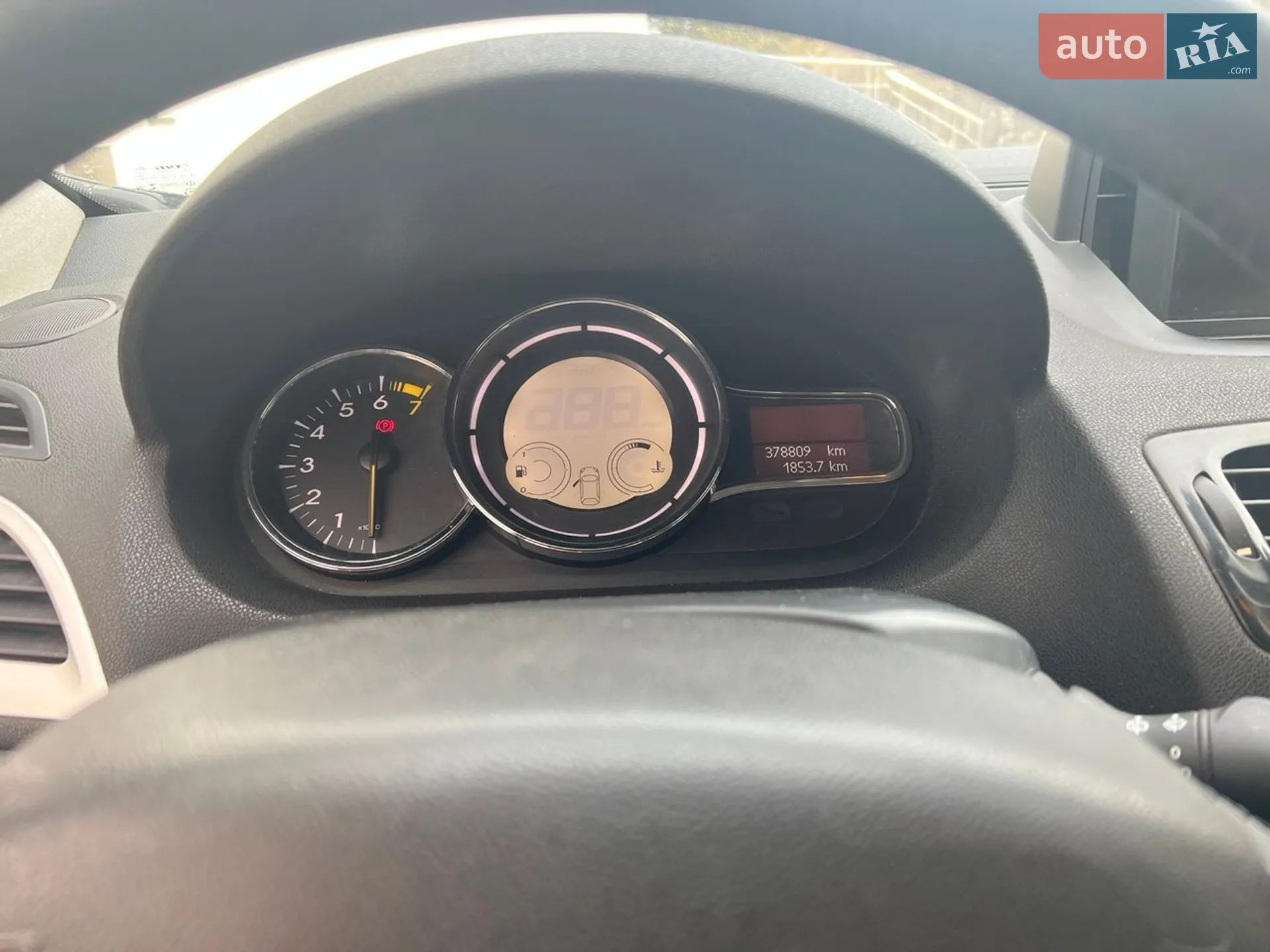2010 Renault Megane - мініатюра 15