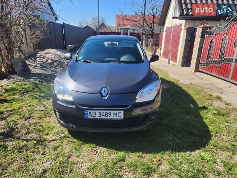 Хэтчбек Renault Megane 2012 в Хмельнике