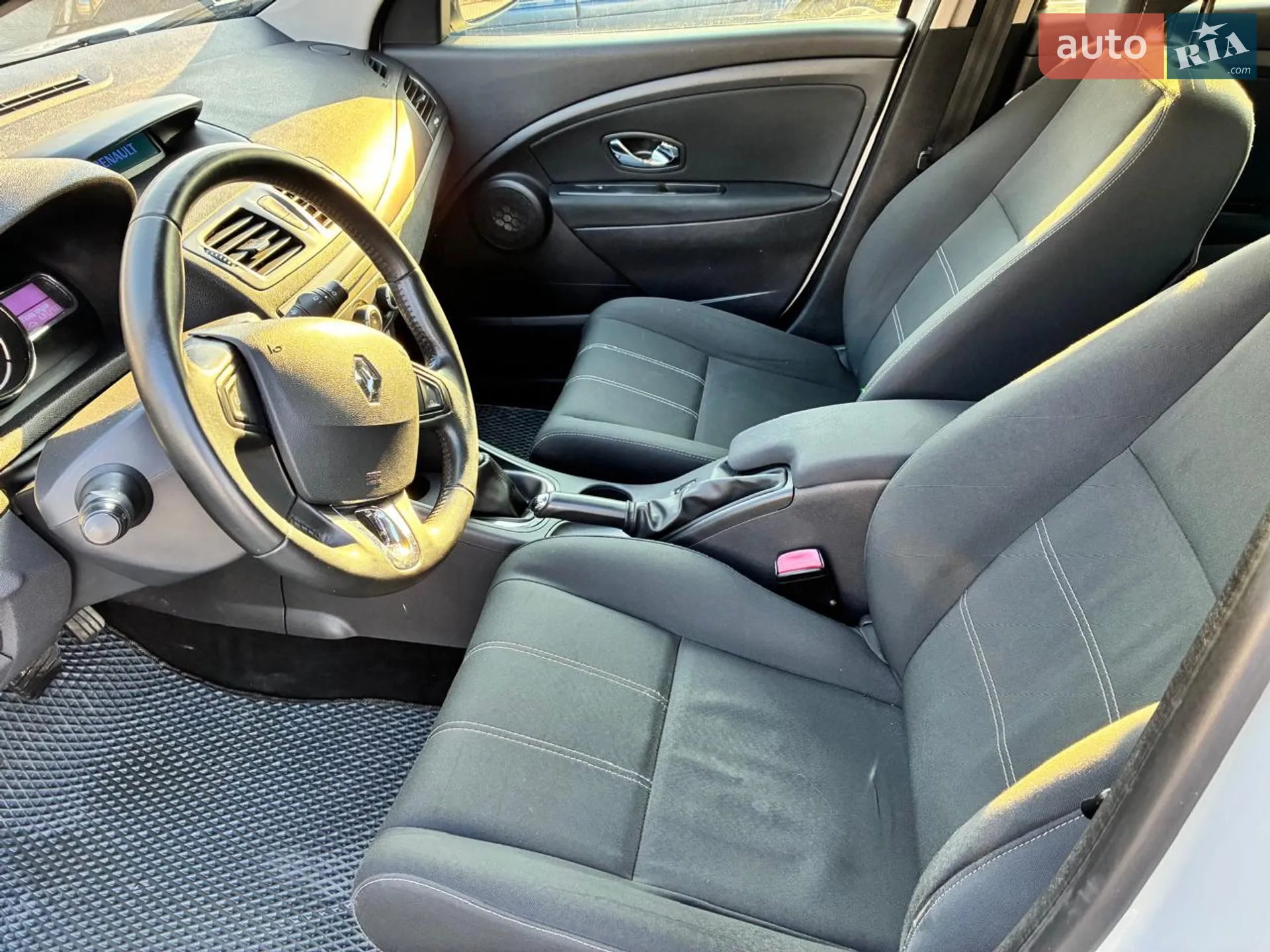 2013 Renault Megane - мініатюра 14