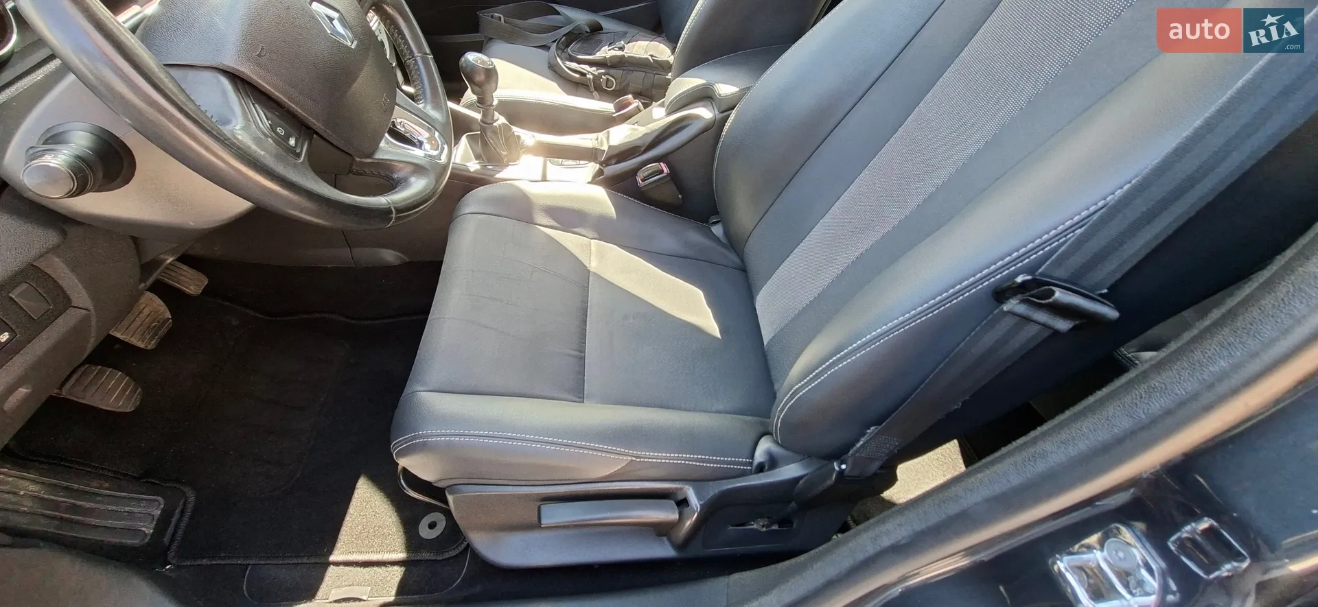 2015 Renault Megane - мініатюра 106