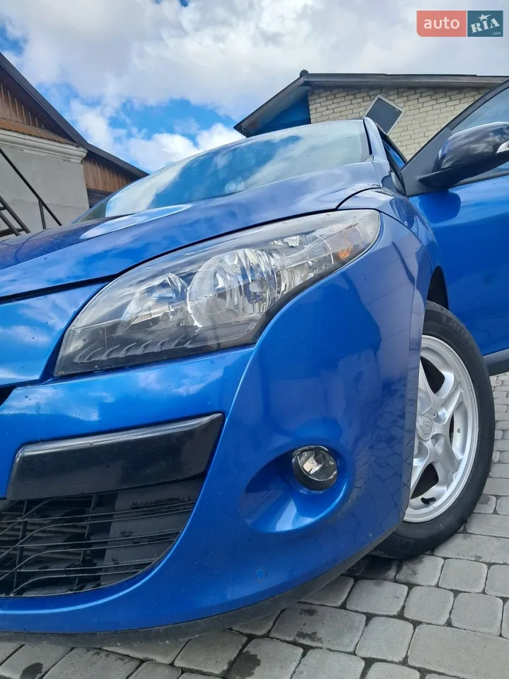 2012 Renault Megane - мініатюра 13