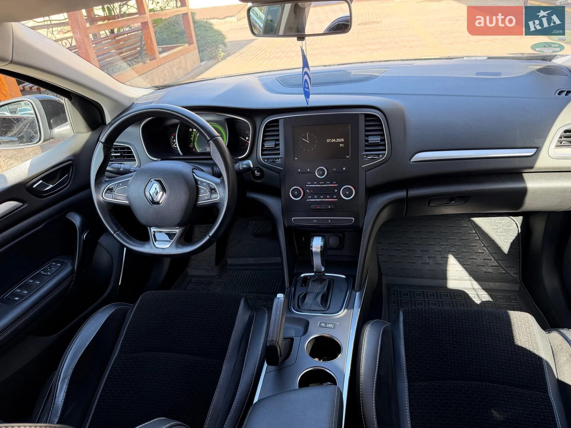 2016 Renault Megane - мініатюра 11