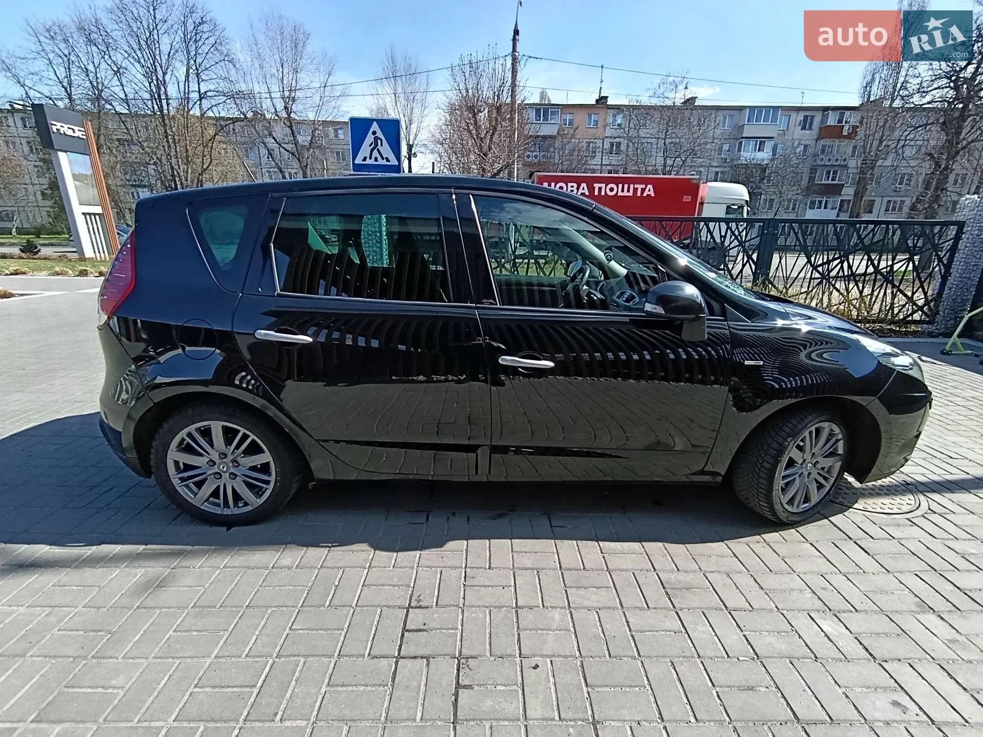 2011 Renault Megane - мініатюра 14